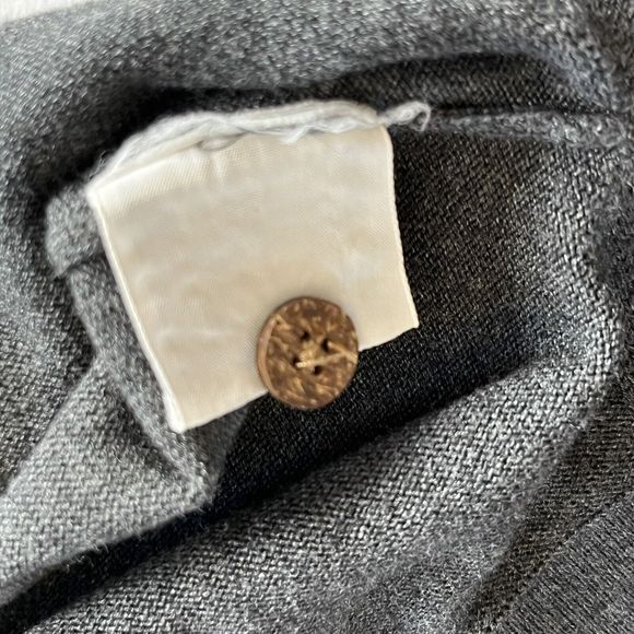 Tommy Bahama Mens Long Sleeve Modal/Cotton 2 Button Placket Sweater Gray Medium - Picture 6 of 11